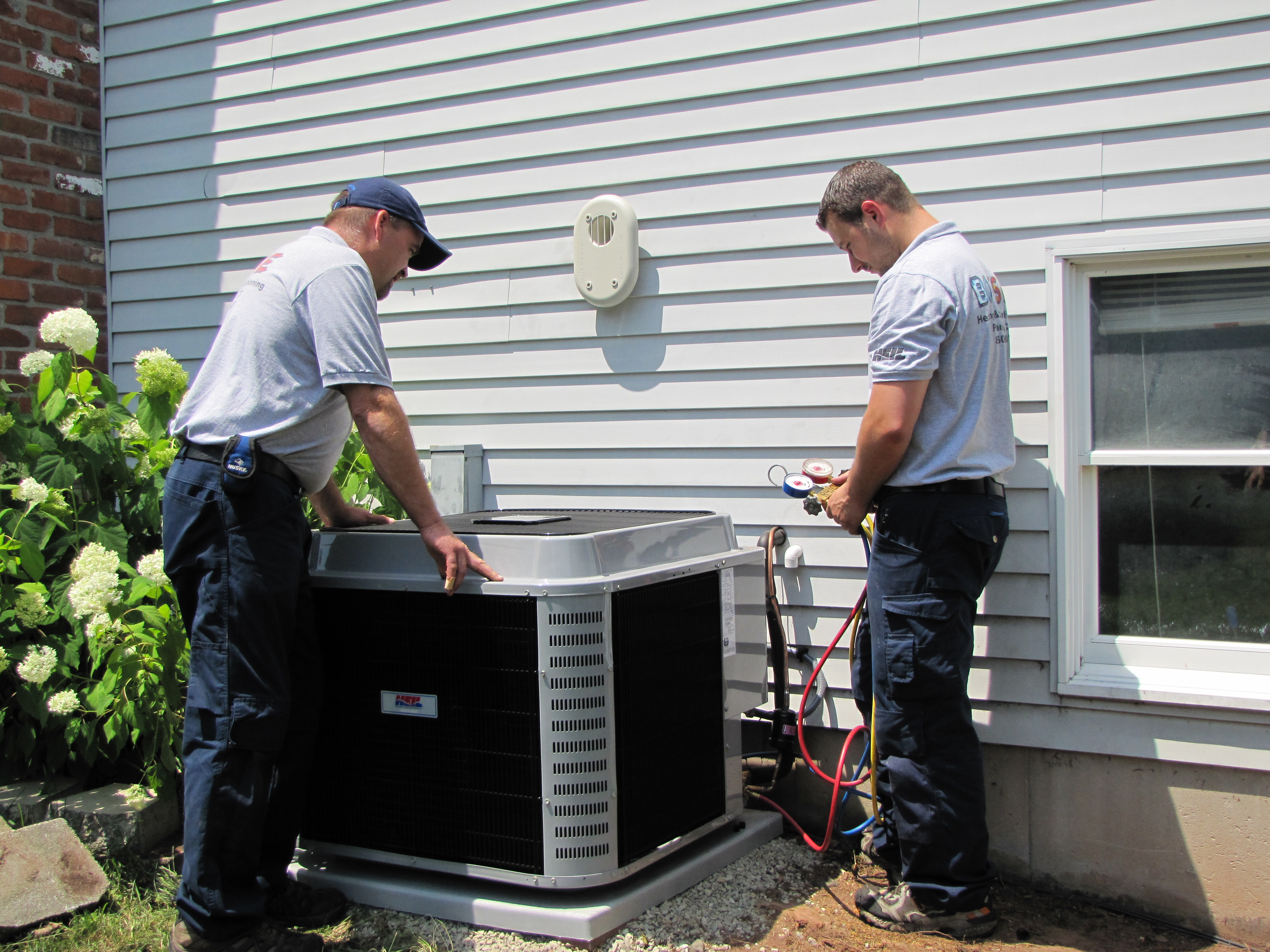 Why It’s Advisable to Hire An Air Conditioning Repair Service?