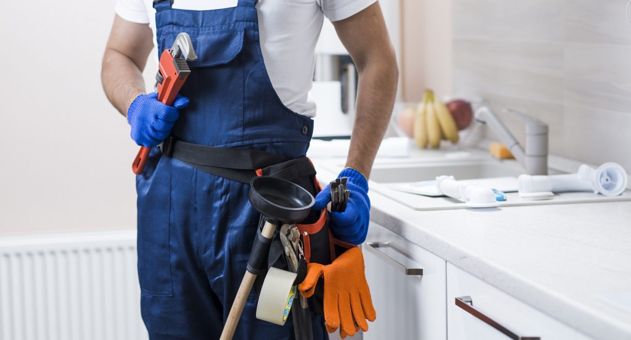 Tips To Find Emergency Plumbers Without Facing Trouble