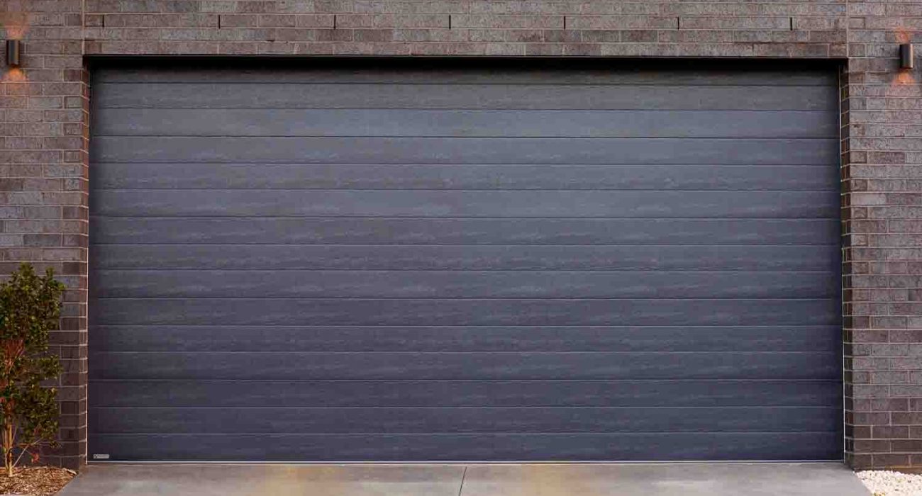 Top Benefits of Panel Lift Garage Doors Installation