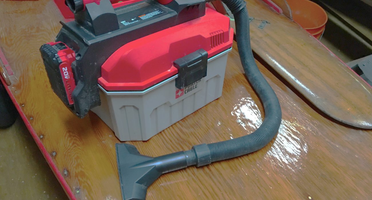 Advantages of Using a Wet Dry Vacuum