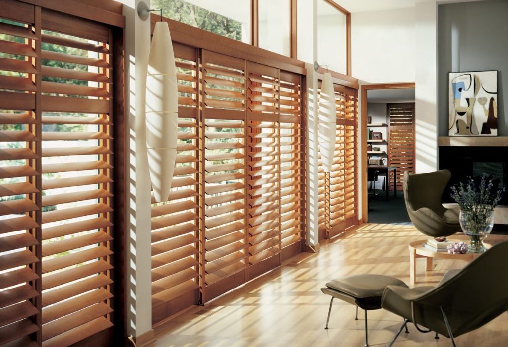 What Are the Benefits of Wooden Plantation Shutters?
