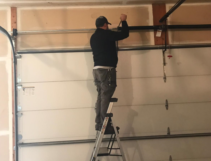 Automatic garage door repairs