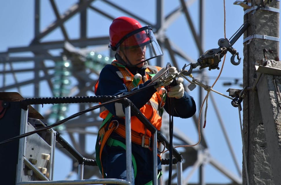 commercial electricians in York