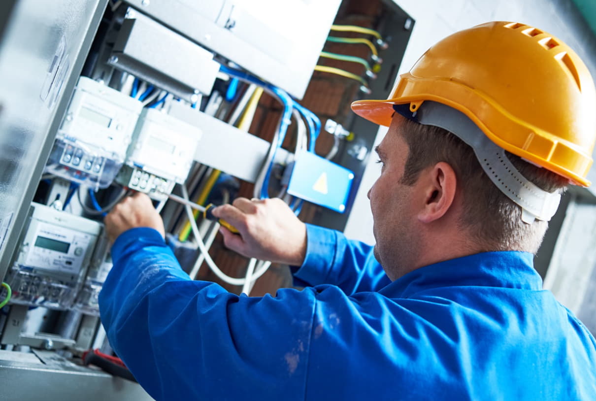 Industrial electrical contractors