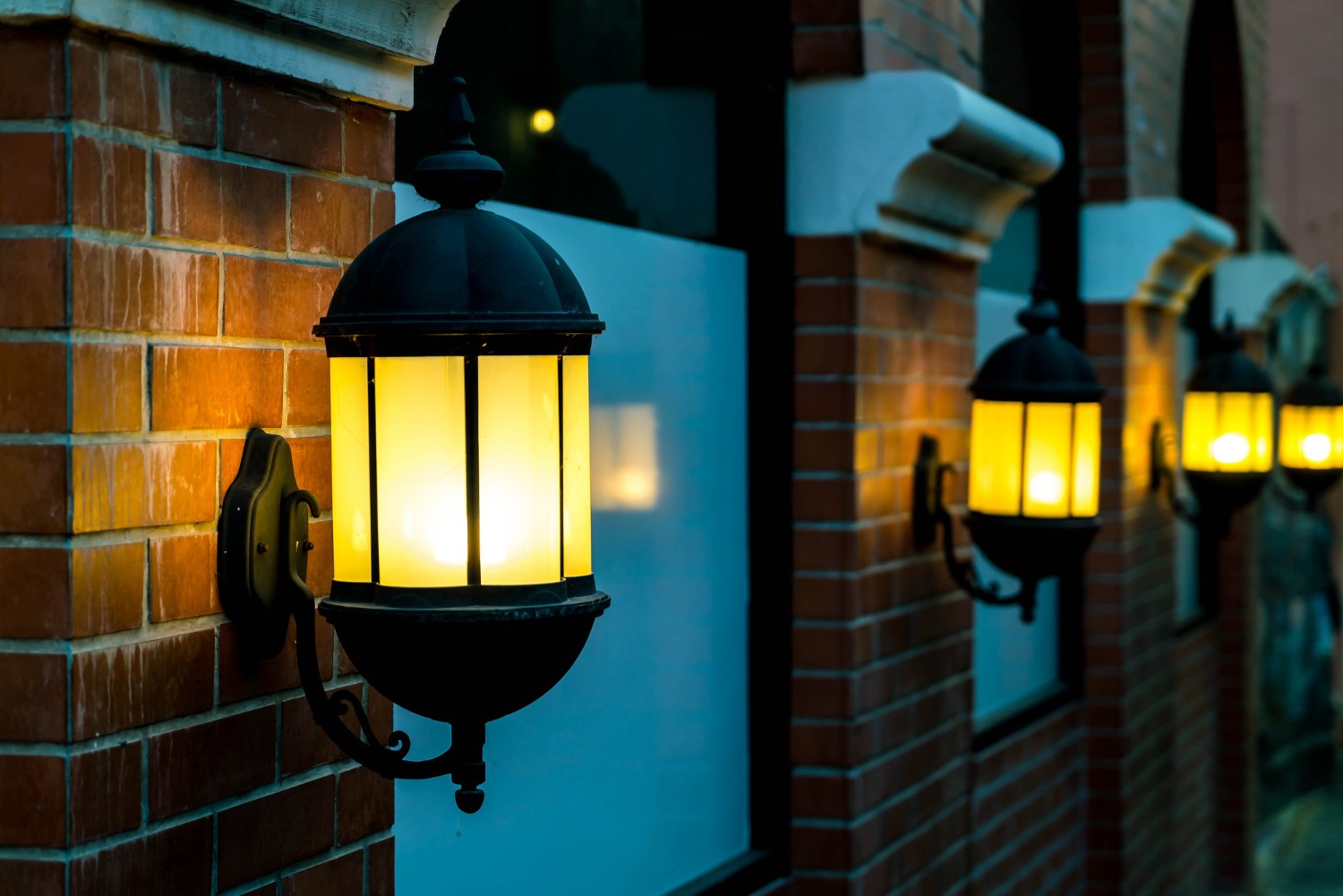 outdoor wall lights
