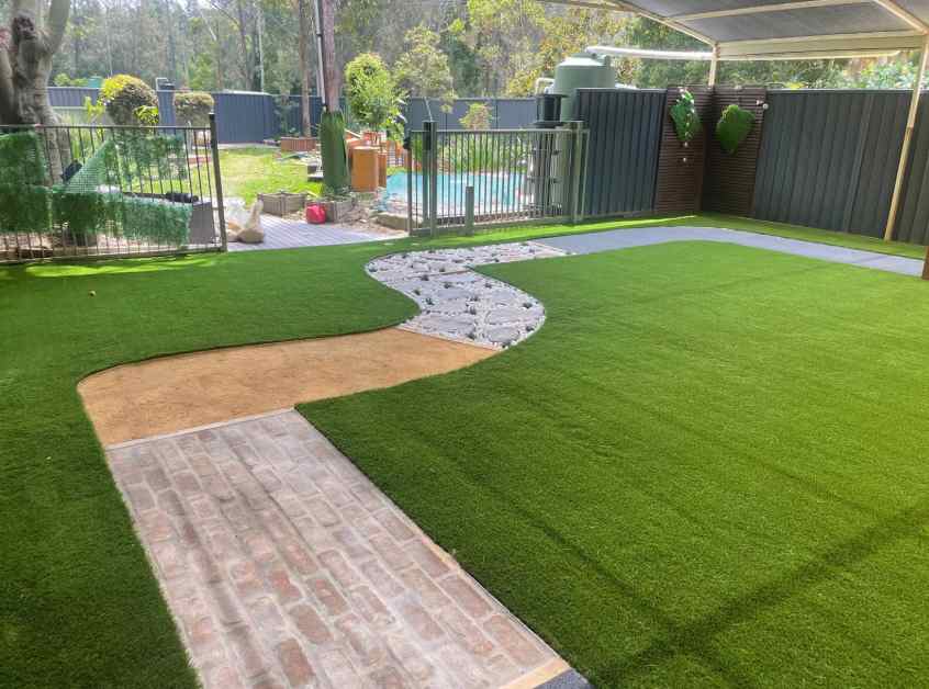 How a Quality Synthetic Turf Supplier In NSW Solves Modern Landscaping Challenges